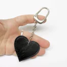 Szív alakú táskadísz, türkíz, nikkel