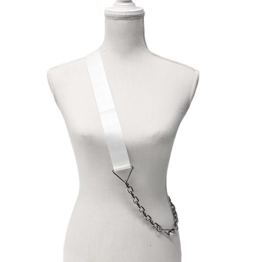 Leopárd mintás, fekete-fehér táskapánt lánccal, nikkel