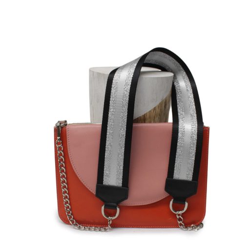 Leopárd mintás, fekete-fehér táskapánt lánccal, nikkel