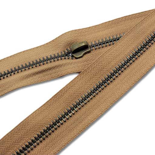 Standard YKK cipzár, bézs, antik, T5